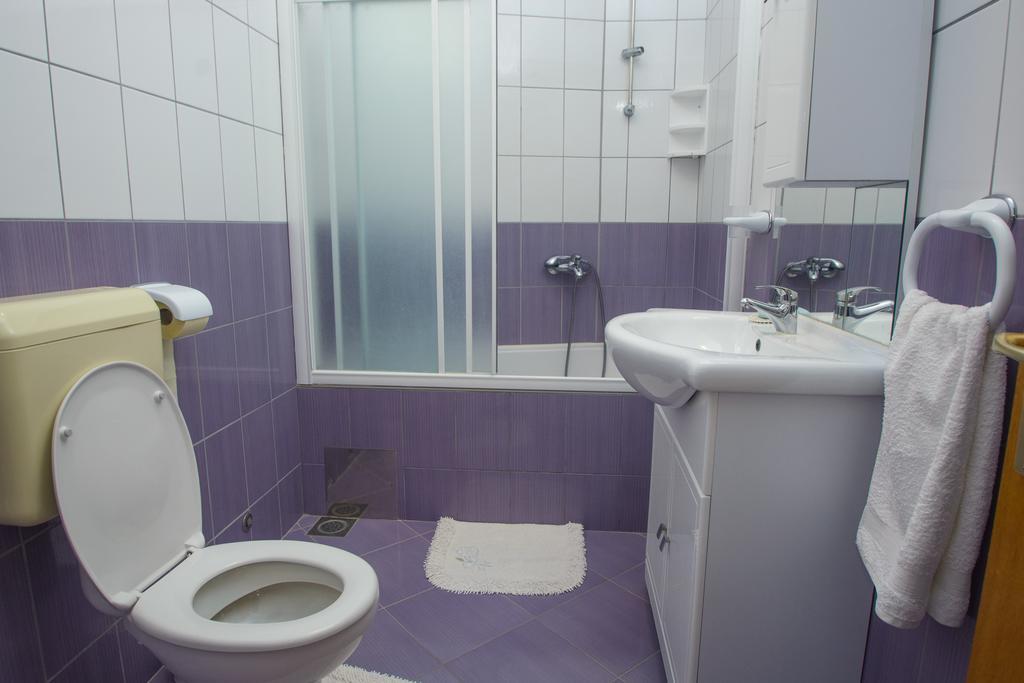 Apartments Jerkunica Rogoznica  Zimmer foto